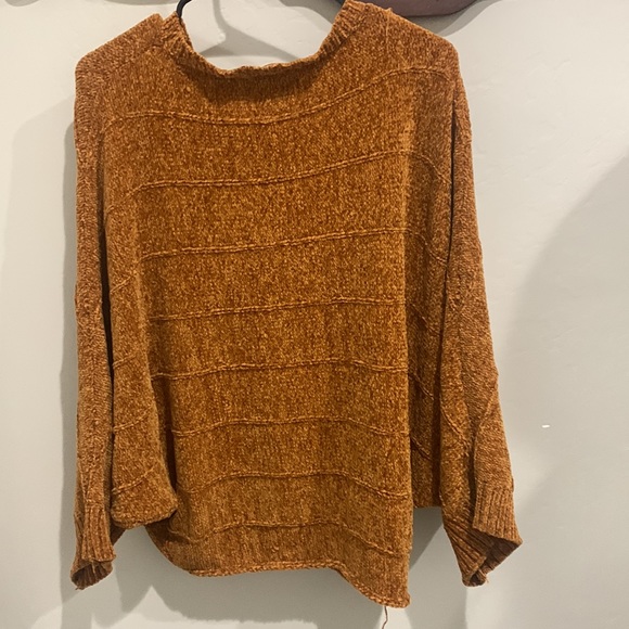 Earthbound Sweater - Picture 3 of 4